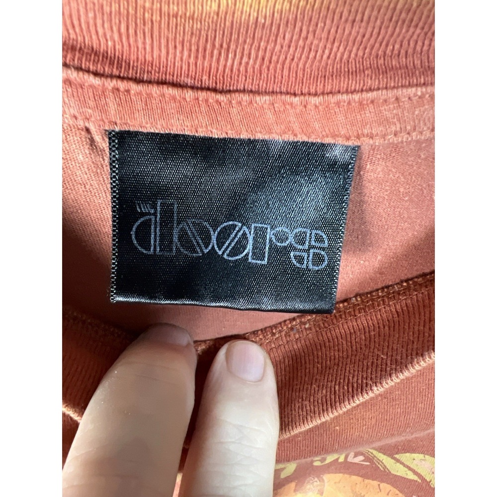 The Doors Graphic Band T Shirt Womens Small Distressed Relaxed Fit - Picture 2 of 7